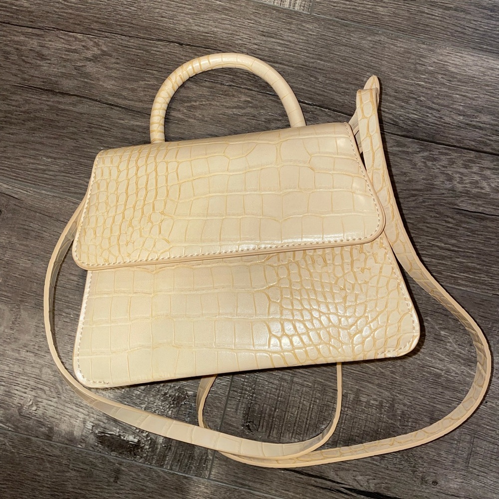 Tan snakeskin purse